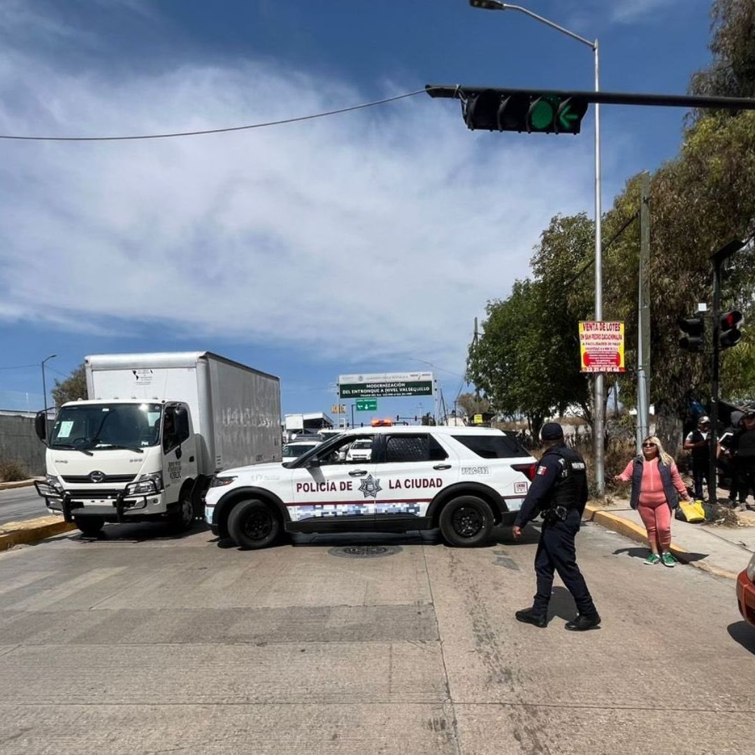 Manifestación Bloqueo Circulación Transportistas Vecinos Terminal RUTA Colonia La Guadalupana Bulevar Valsequillo Puebla