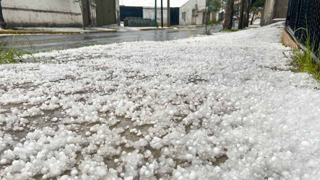 La aparición de granizo en verano puede resultar dificil de comprender, pero esta se debe a un fenómeno climático que te explicaremos a continuación