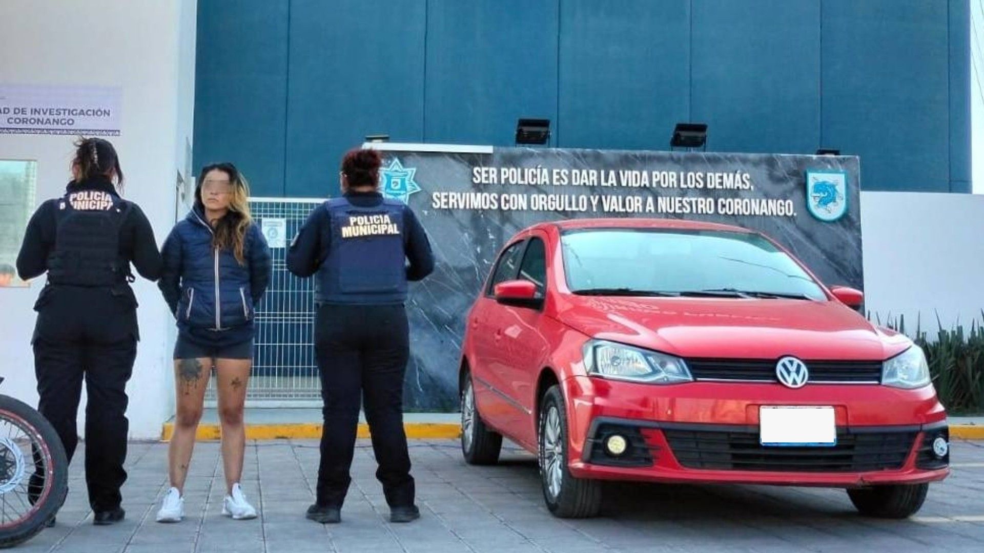 Vehículo Robado Recuperado Coronango Puebla Mujer Alma Aidee N Detenida