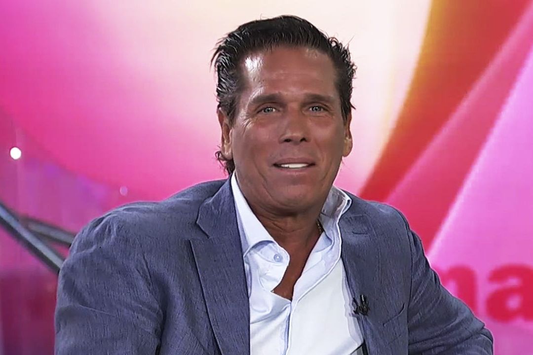 Roberto Palazuelos conducirá el reality 'Hotel VIP' que se estrena el 16 de agosto de 2023