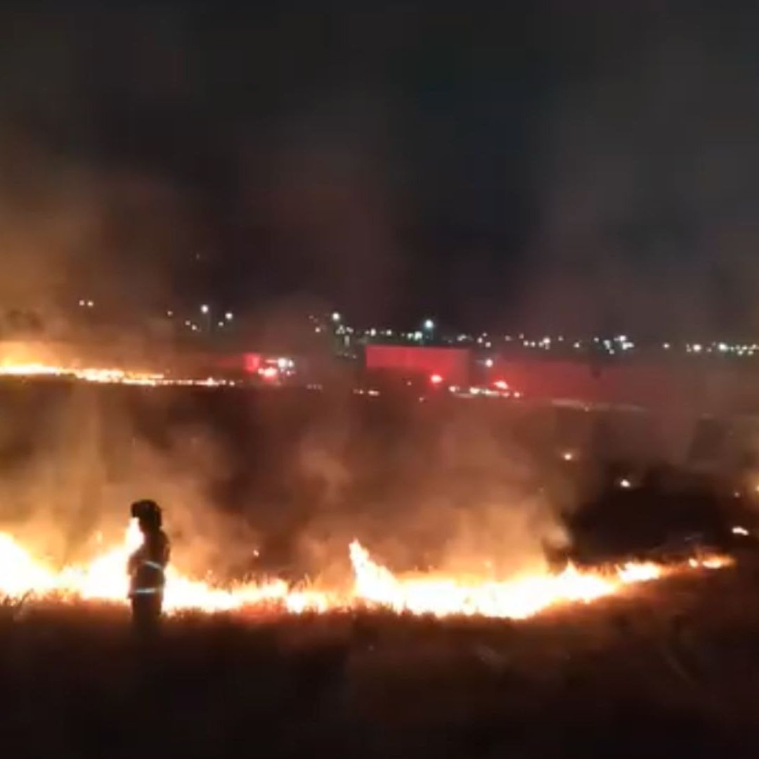 Fuerte Incendio en Fábrica de Nuevo Laredo, Tamaulipas