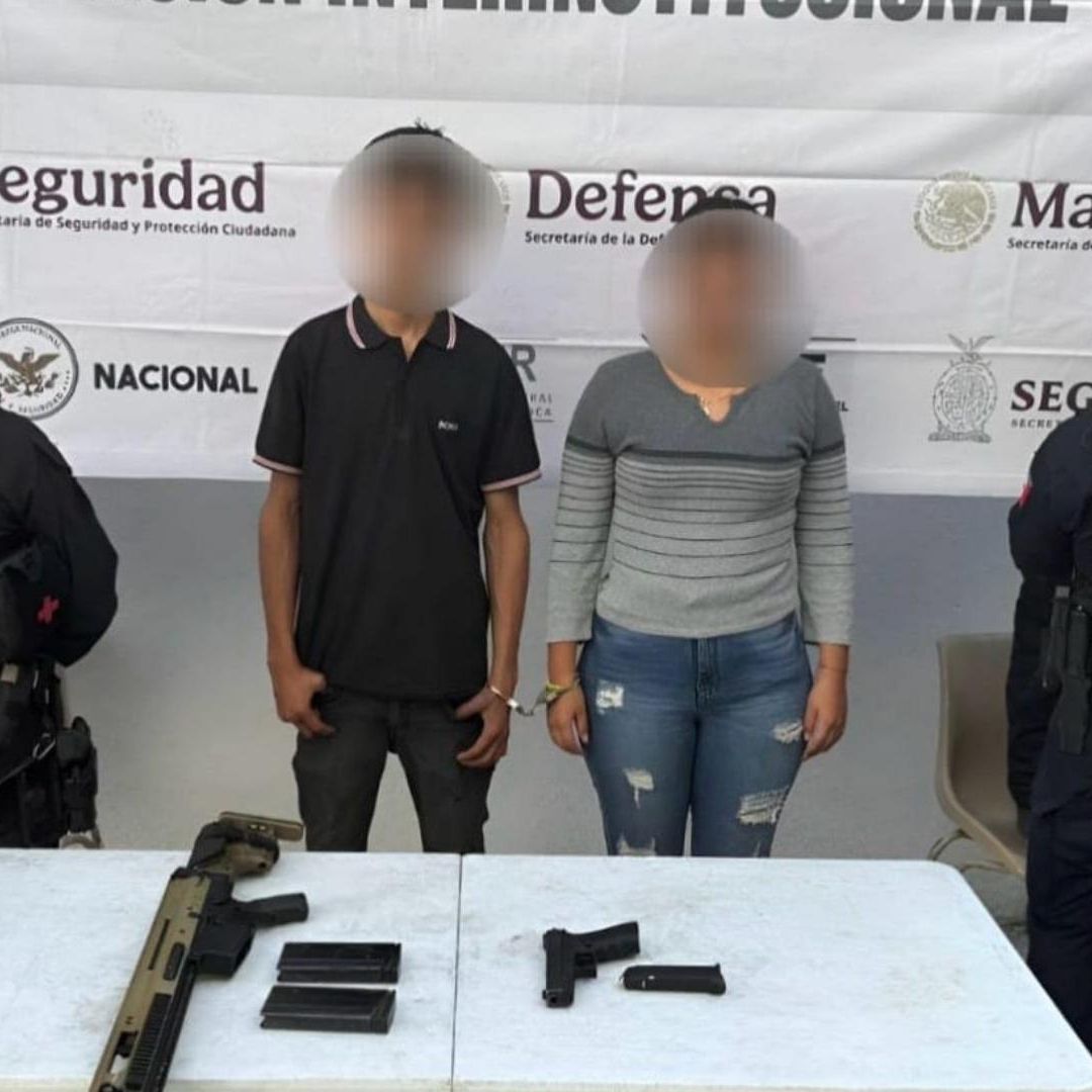 Durante Operativo de Búsqueda de Mineros, Detienen a Pareja Armada en Concordia, Sinaloa