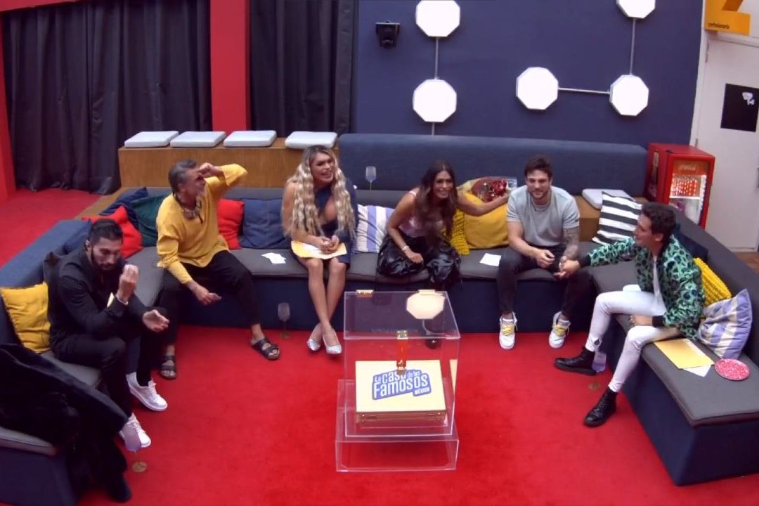 La Casa de los Famosos: Cartas Hacen Llorar a Finalistas del Team Infierno