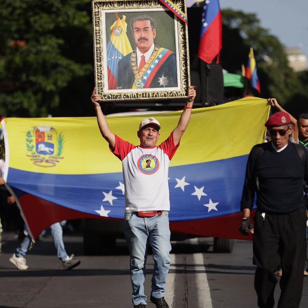 Simpatizantes de Nicolás Maduro marchan en Caracas, Venezuela