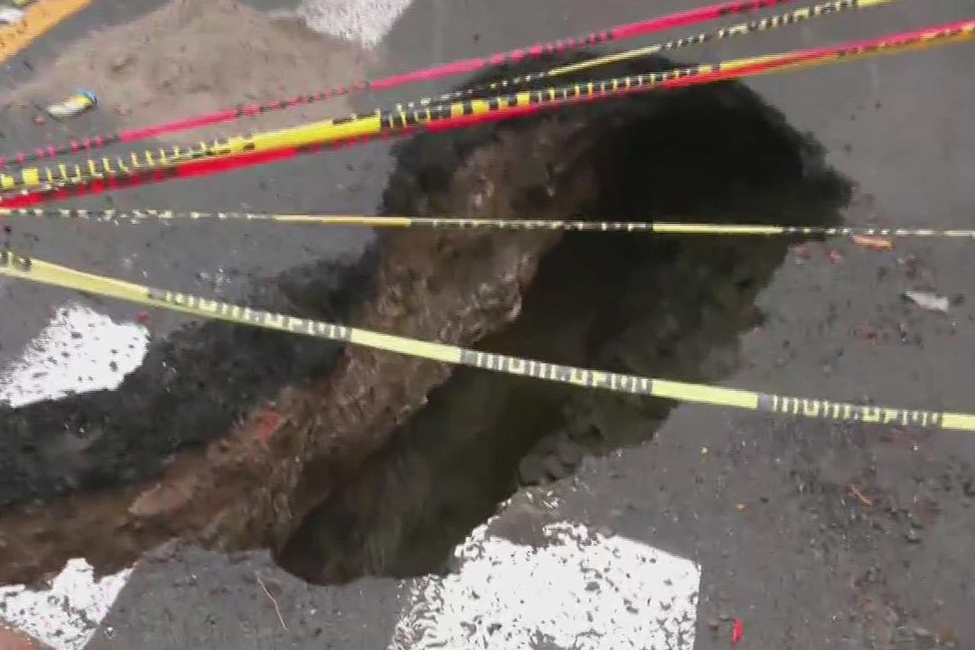 CDMX: Se Forma Caverna en Miguel Hidalgo por Fuga de Agua