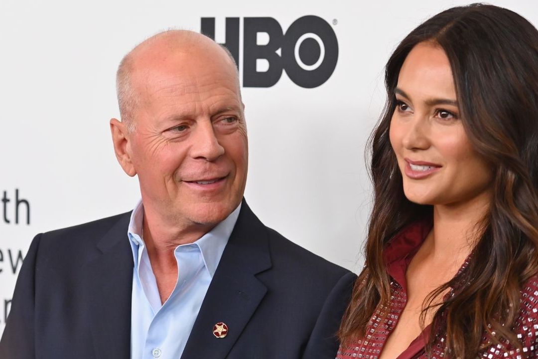 Esposa de Bruce Willis Se Sincera Sobre Demencia del Actor