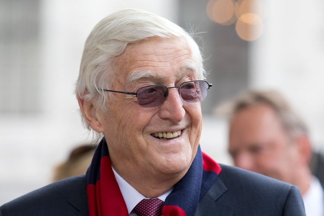 El británico Michael Parkinson, el 'rey de las entrevistas' muere a los 88 años