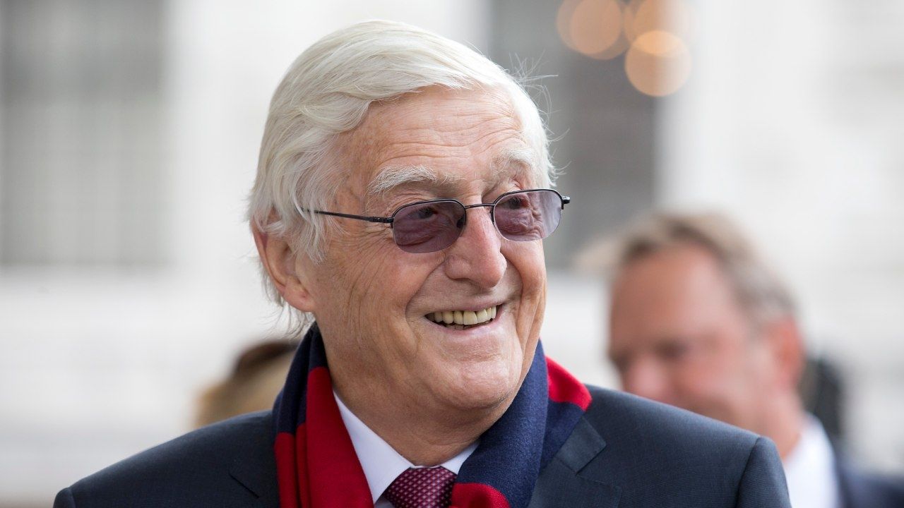 El británico Michael Parkinson, el 'rey de las entrevistas' muere a los 88 años