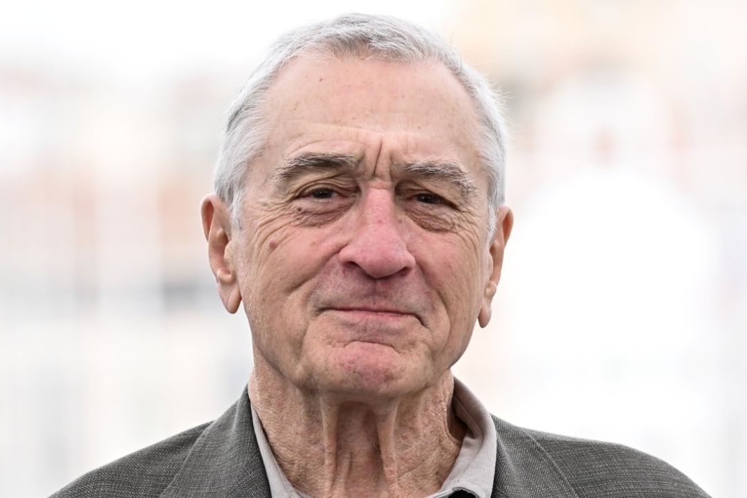 Robert de Niro cumple 80 años como un actor vigente y siendo padre de un bebé