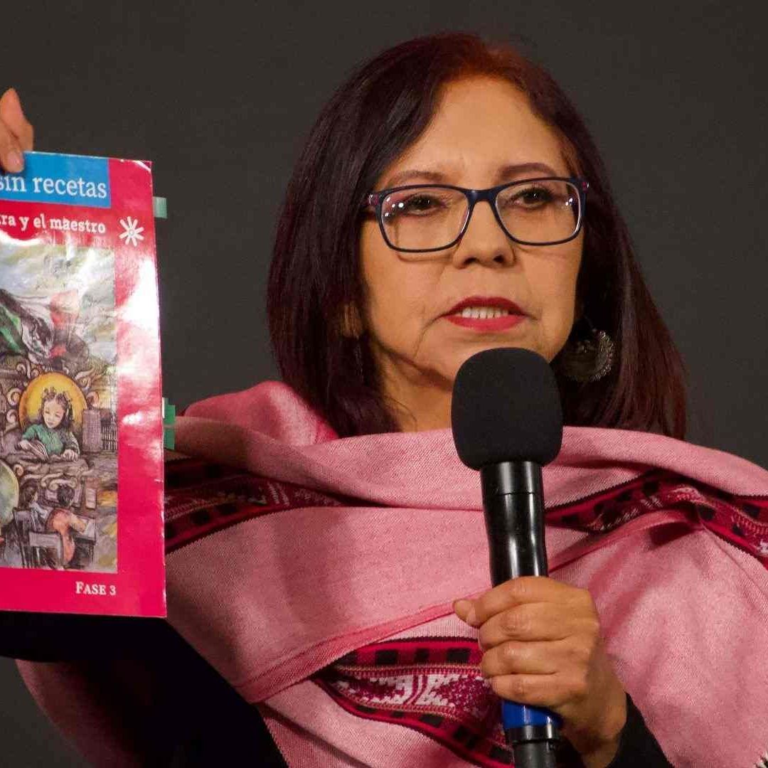Leticia Ramírez, secretaria de Educación, presenta el contenido de los nuevos libros de texto