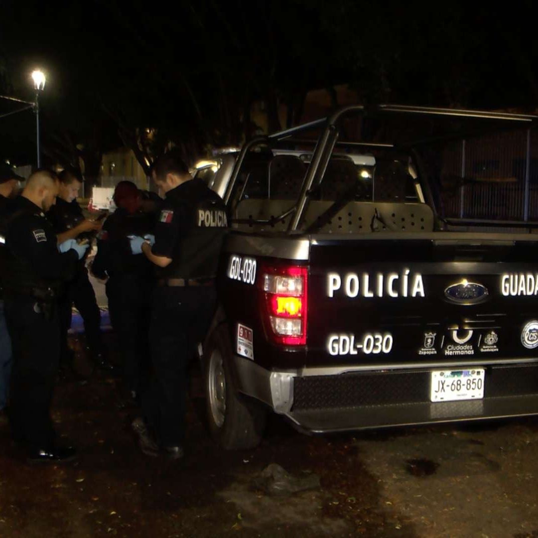 Mujer Compra Celular y se lo Roban Saliendo de la Tienda
