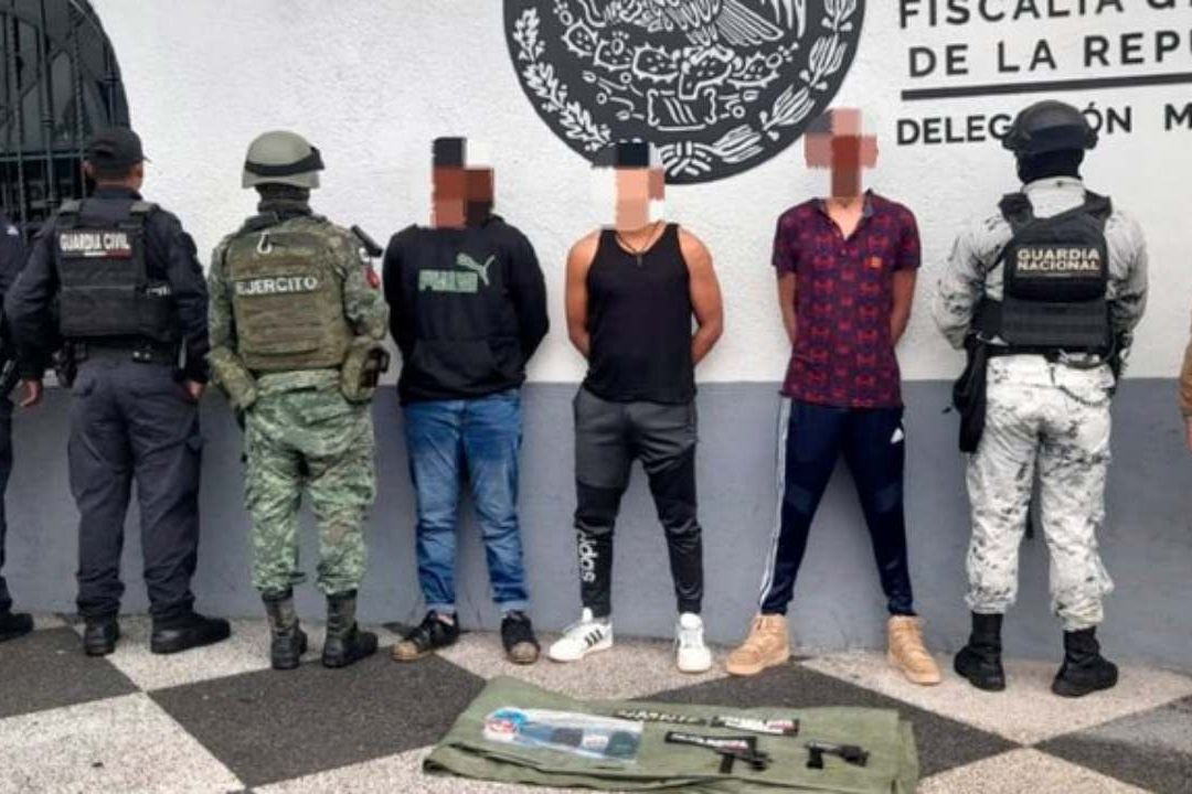Los detenidos y lo asegurado fueron puestos a disposición de la Fiscalía General del Estado, quien investiga los hechos