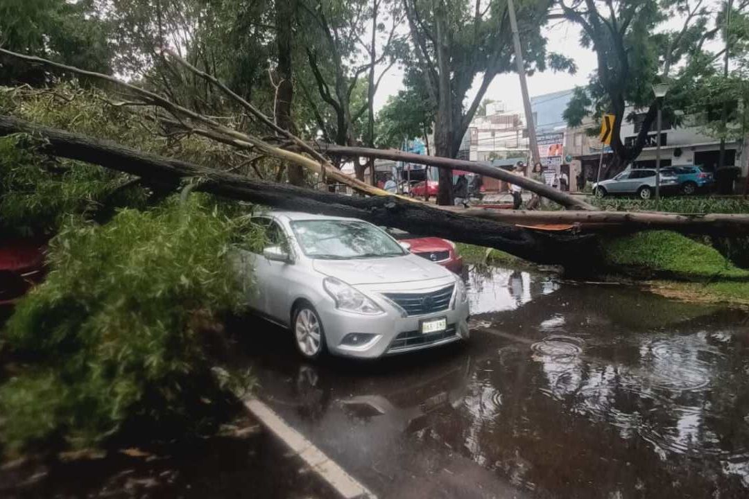 El sur de la Ciudad de México fue una de las zonas más afectadas por la tormenta de la tarde de este sábado