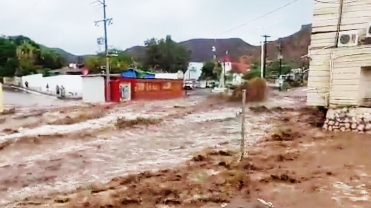 Huracán Hilary: Hombre Muere al Intentar Cruzar un Arroyo, en BCS
