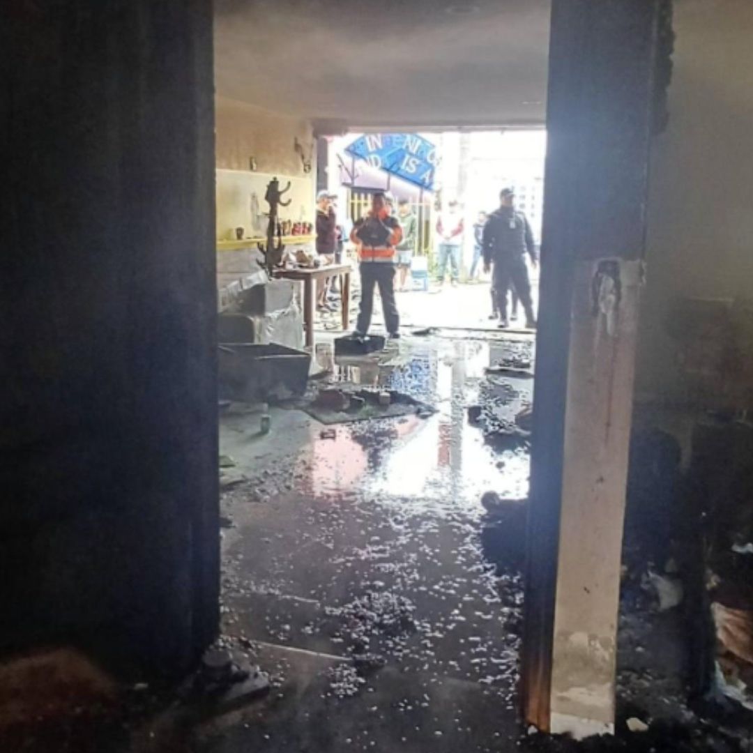 Hombre Lesionado con Quemaduras por Incendio de Casa en Colonia Linda Vista de Teziutlán