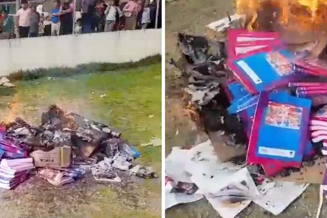 Indígenas Queman Libros de Texto por No Ser Aptos para Sus Hijos, en Chiapas
