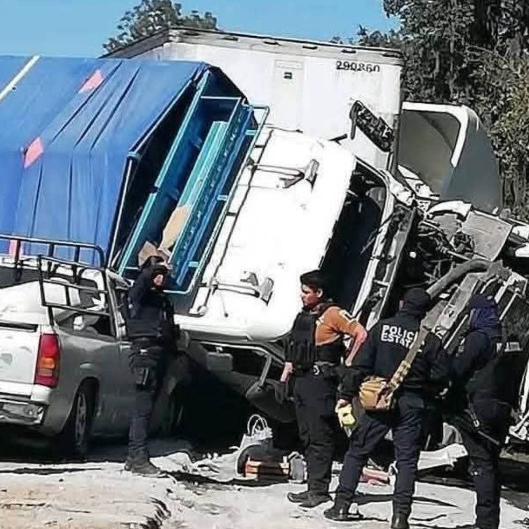 Accidente Carretera El Seco Acatzingo El Ocotal Puebla Carambola Tráiler Camión Automóviles