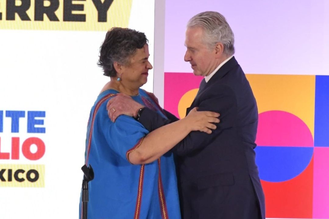 Beatriz Paredes Respeta que Santiago Creel Deje Contienda Presidencial