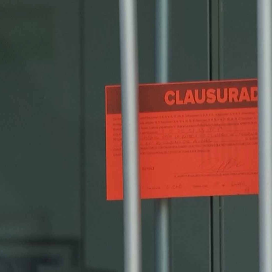 Clausuran Banco de Torreón por Presunta Presencia de Alcohol al Interior