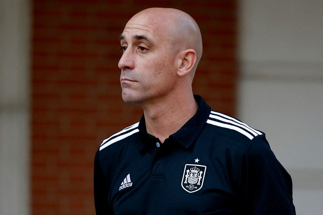 La Liga Profesional de Fútbol Femenino de España solicitó la inhabilitación del presidente de la Real Federación, Luis Rubiales, por su comportamiento en la Copa Mundial Femenina de la FIFA