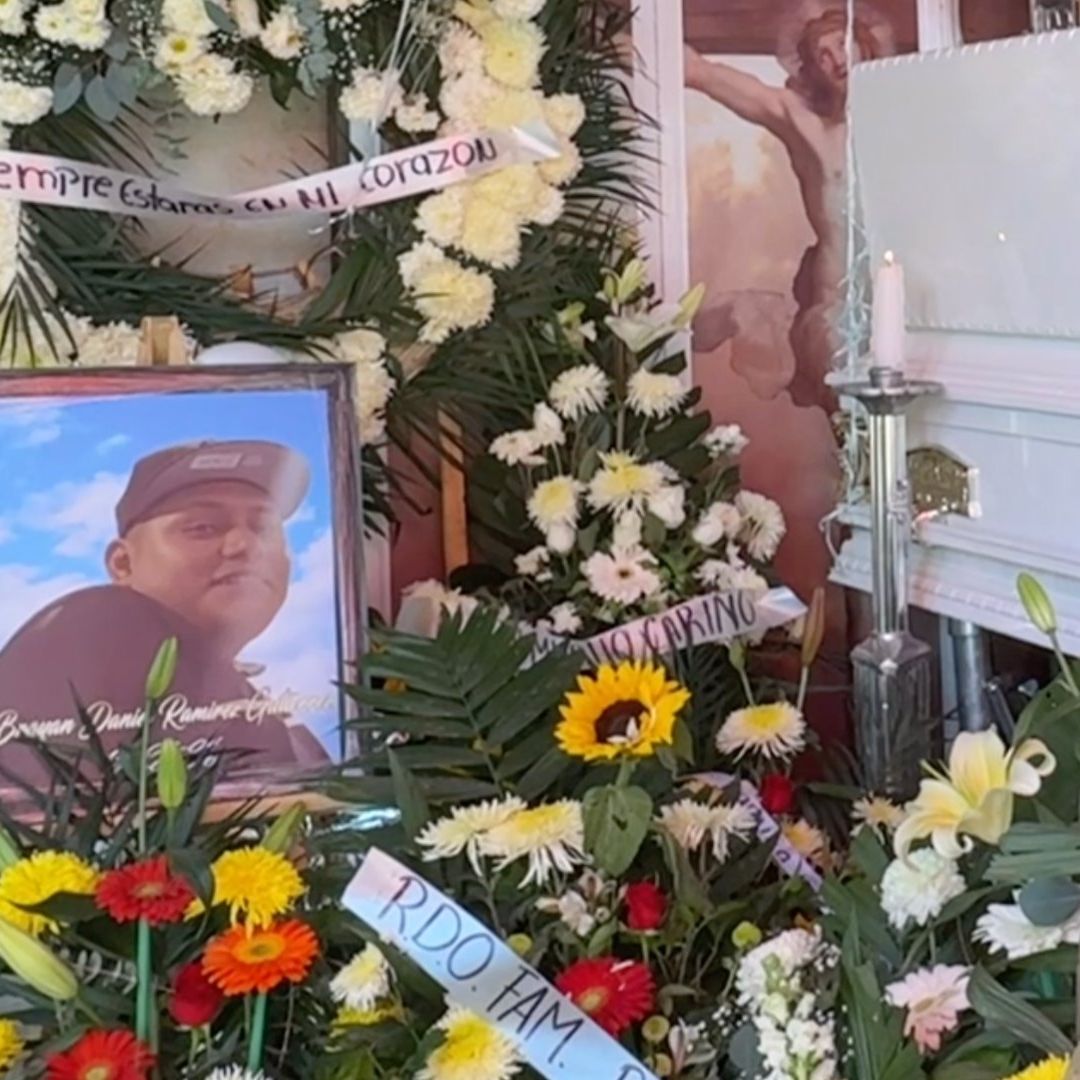 Despiden a Bryan: Murió al Proteger a Madre e Hijo en la Masacre en Cancha de Salamanca. Foto: N+