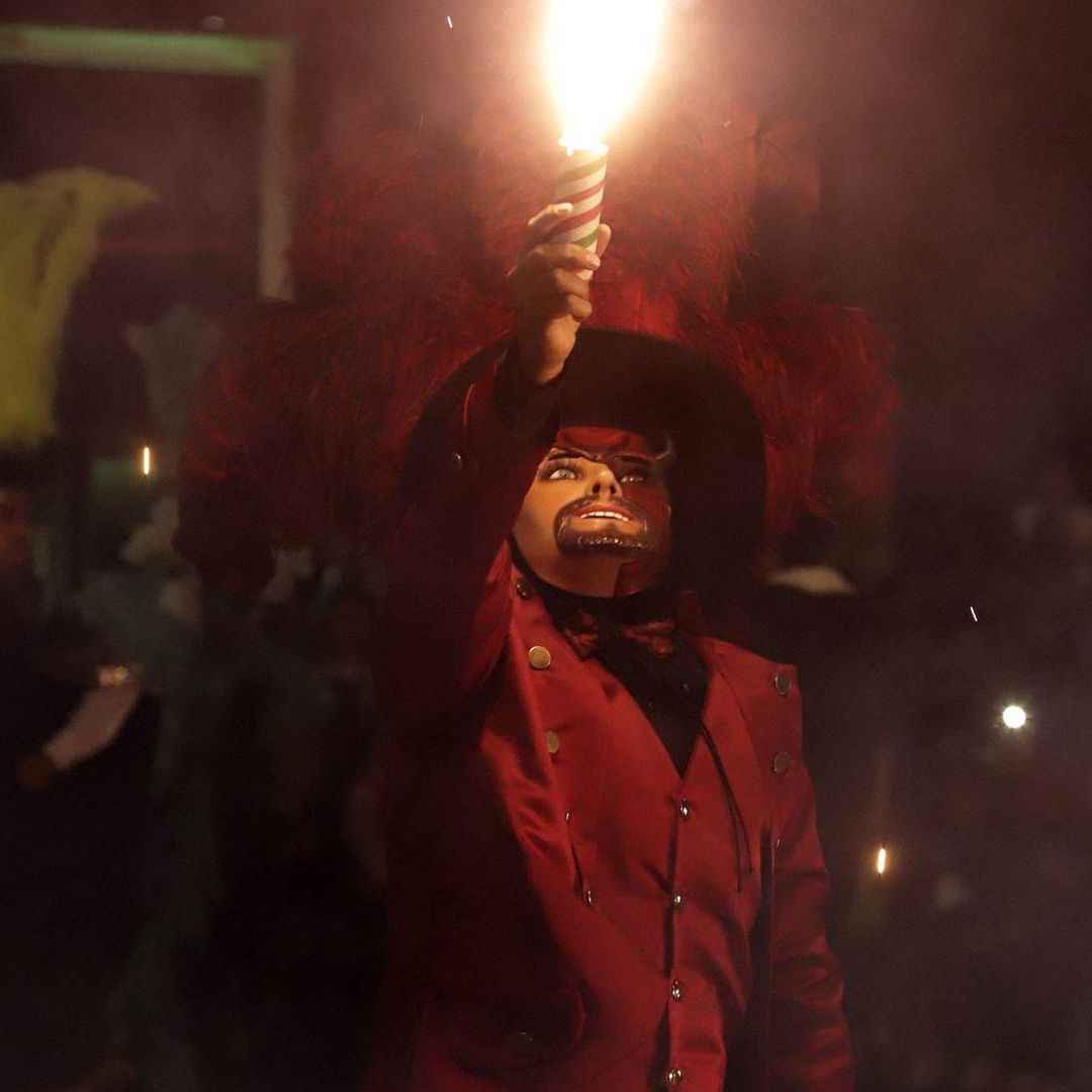 ¿Por Qué se Dice que el Diablo Anda Suelto Cada 24 de Agosto?