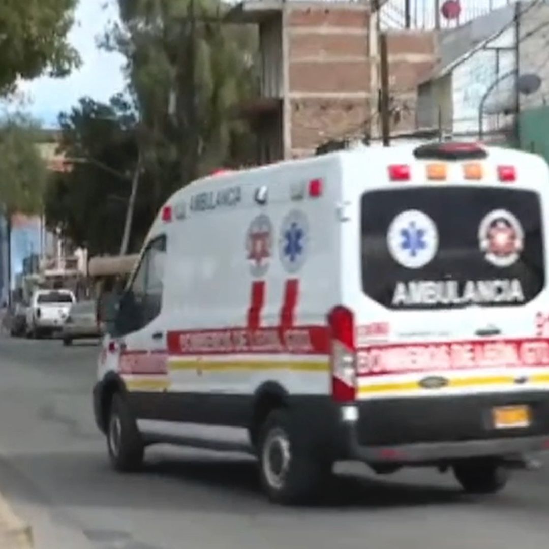 Albañil Muere al Caer de Escaleras Sobre Cables de Alta Tensión en León, Guanajuato