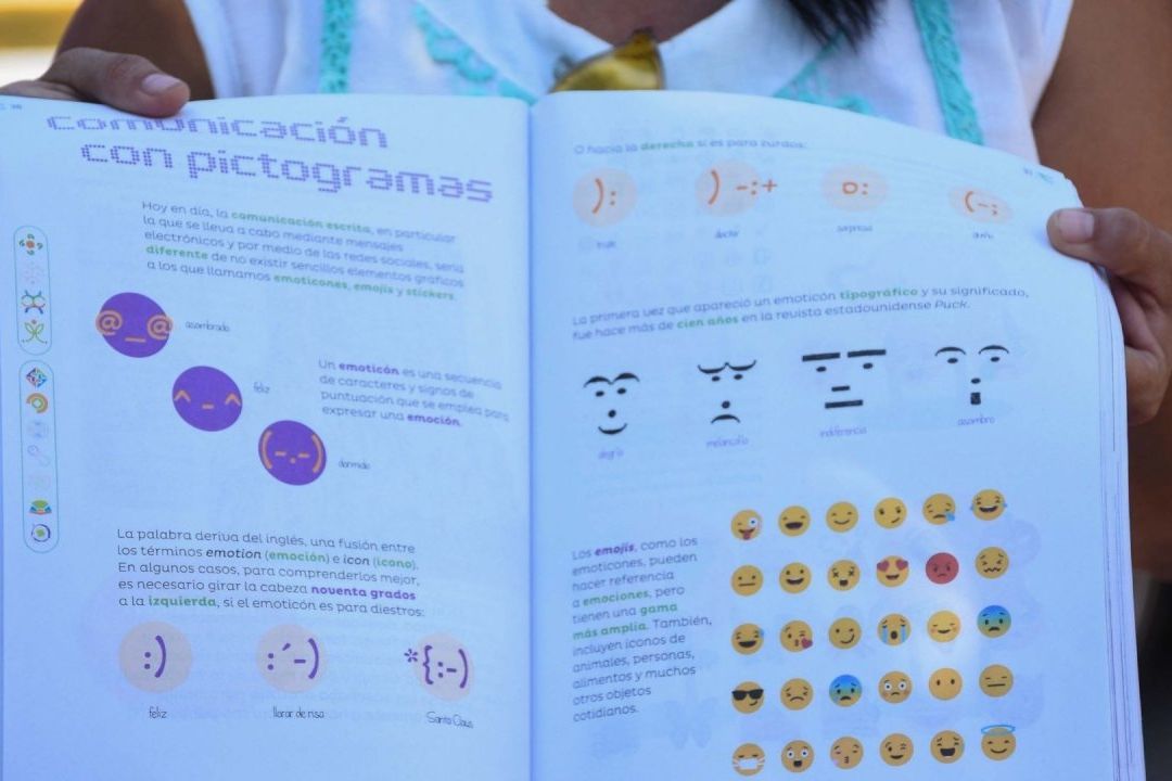 Asociación civil Más Vida Más Familia se pronuncia contra los libros de texto el 23 de agosto de 2023