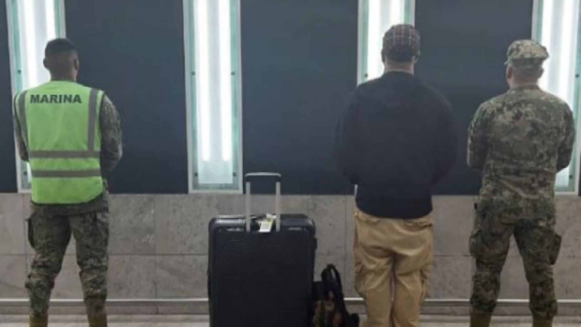 AICM Asegura Maleta con Más de 6 Kilos de Metanfetamina; Iba a Barcelona
