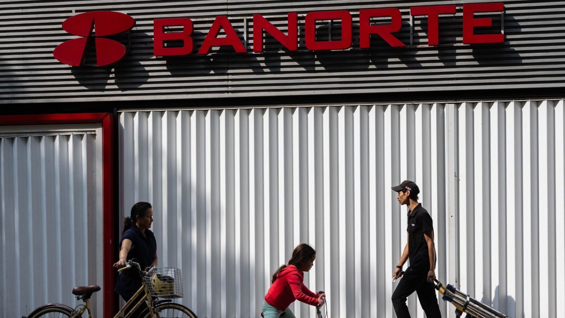 Esta fecha cerrararán bancos durante megapuente de enero