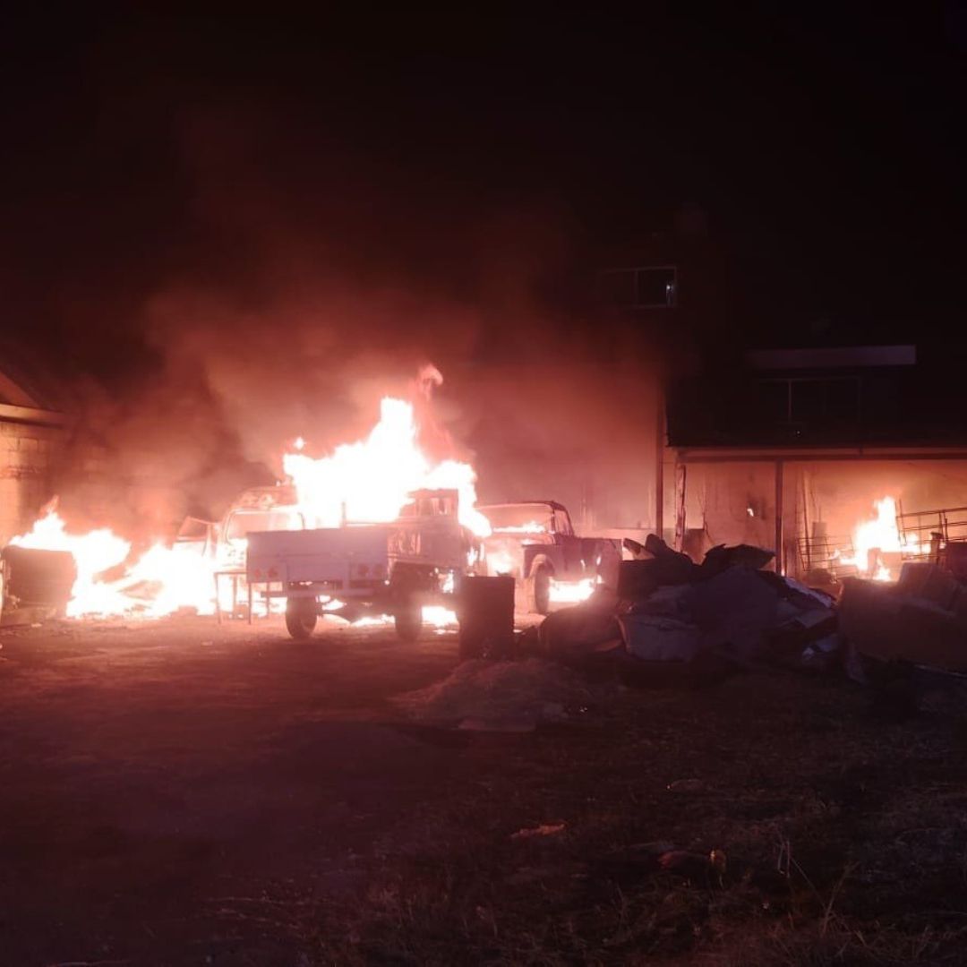 Incendio Taller Mecánico Barrio San Juan Totimehuacan Animal Porcino Cerdo Quemaduras Primer Grado