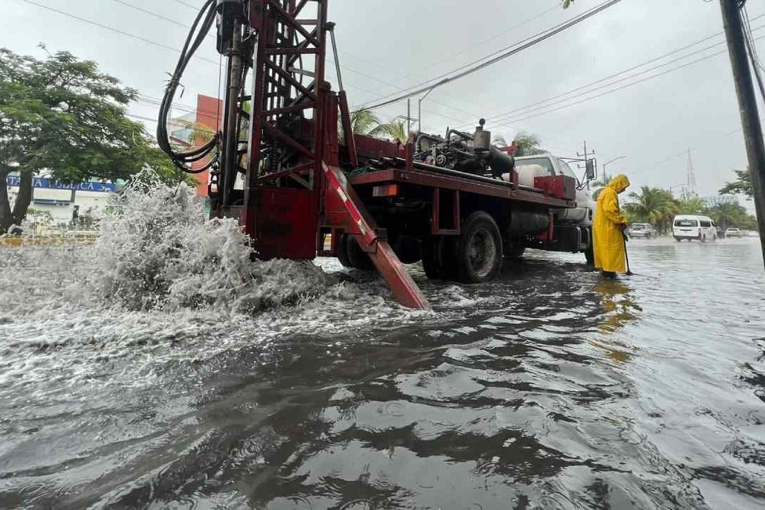 Depresión Tropical 10 Provoca Lluvias Intensas en la Península de Yucatán