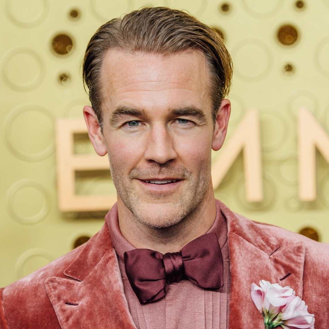 Piden Ayuda para James Van Der Beek: Amigos Recaudan Fondos para Apoyar a Esposa e Hijos