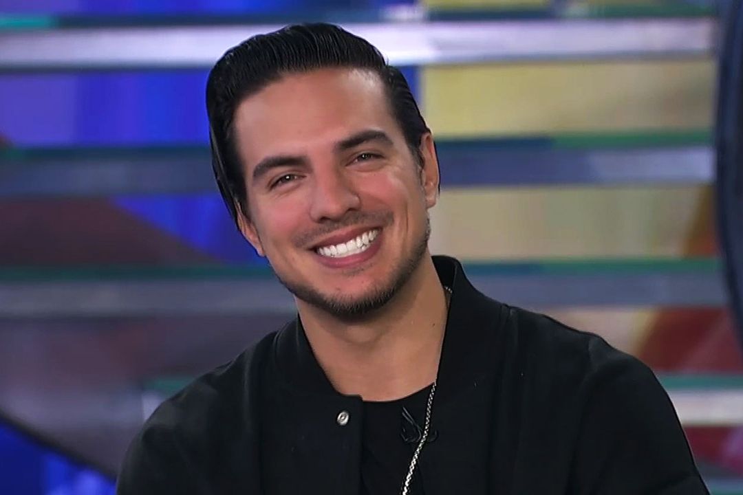 Vadhir Derbez tuvo una entrevista en Despierta de N+ donde habló sobre 'Morrito', su nueva canción y la cual habla sobre Eugenio Derbez