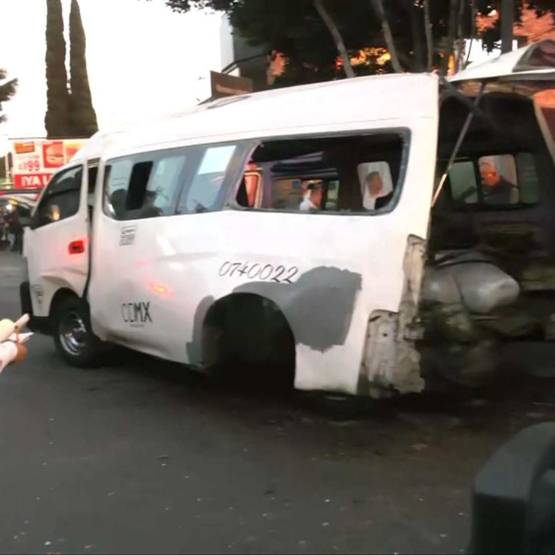 Tanque de Gas Explota al Interior de Combi en Iztapalapa, CDMX; Esto Pasó