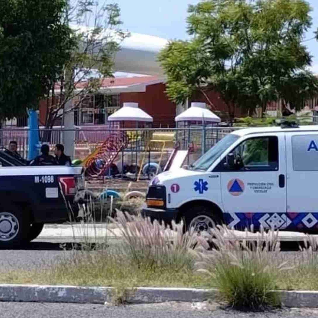 Niña de 5 Años Muere al Caer de Resbaladilla en Escuela de Querétaro