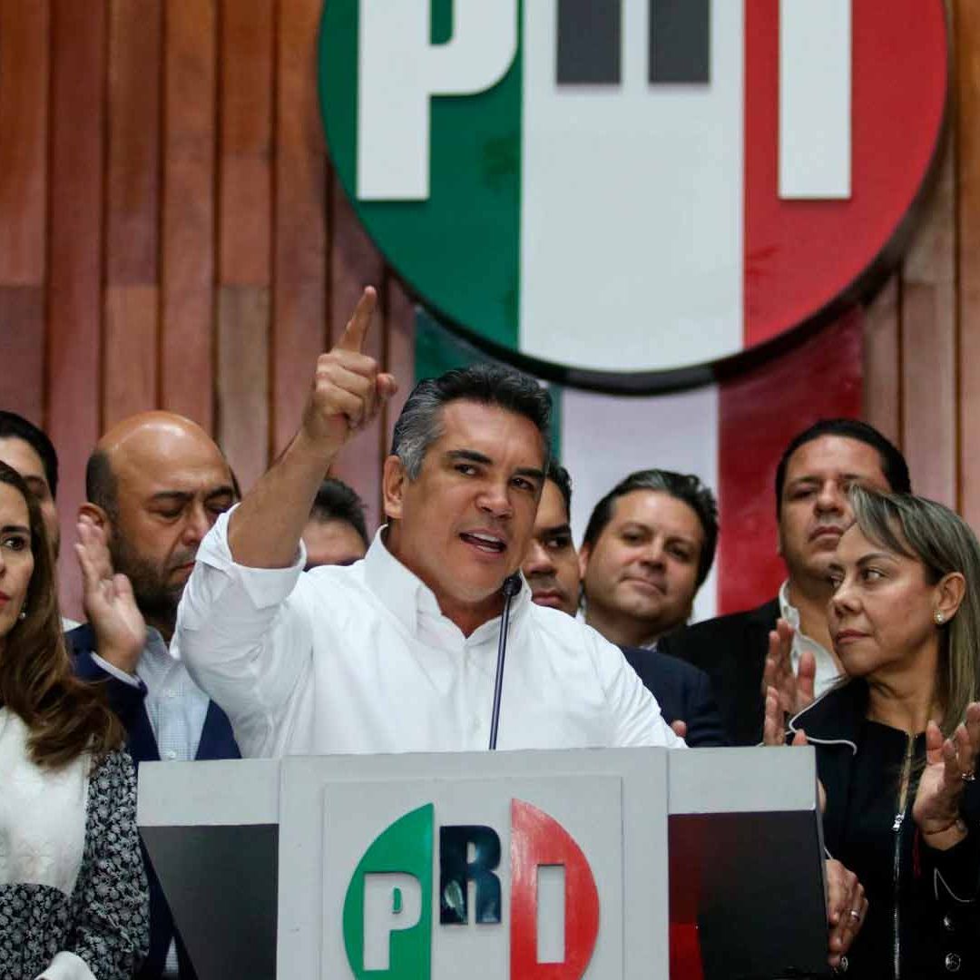 PRI Baja de la Contienda a Beatriz Paredes; Respaldará a Xóchitl Gálvez