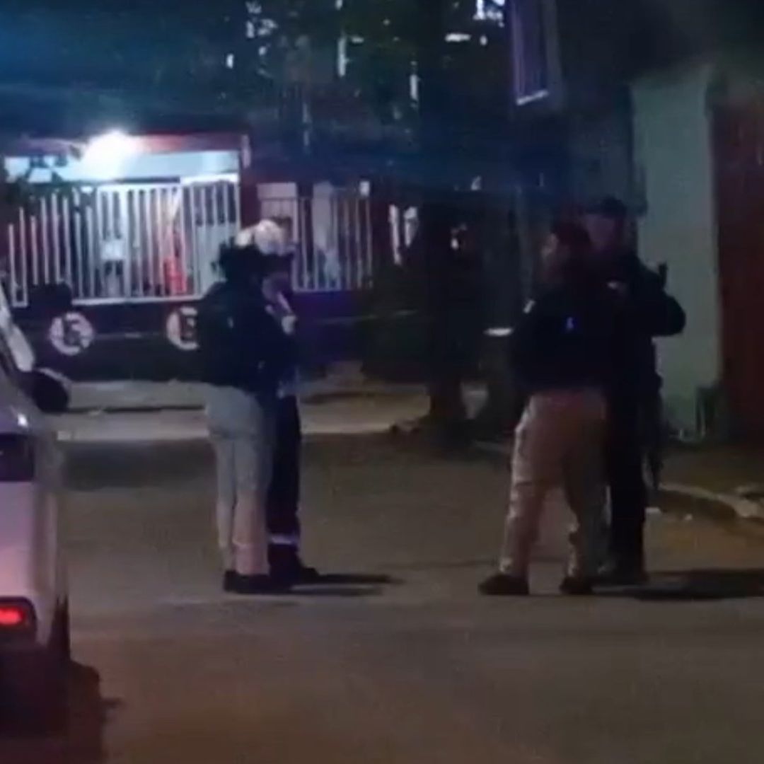 Vivienda es Atacada por Sujetos Armados en colonia Benito Juarez Sur Coatzacoalcos Veracruz