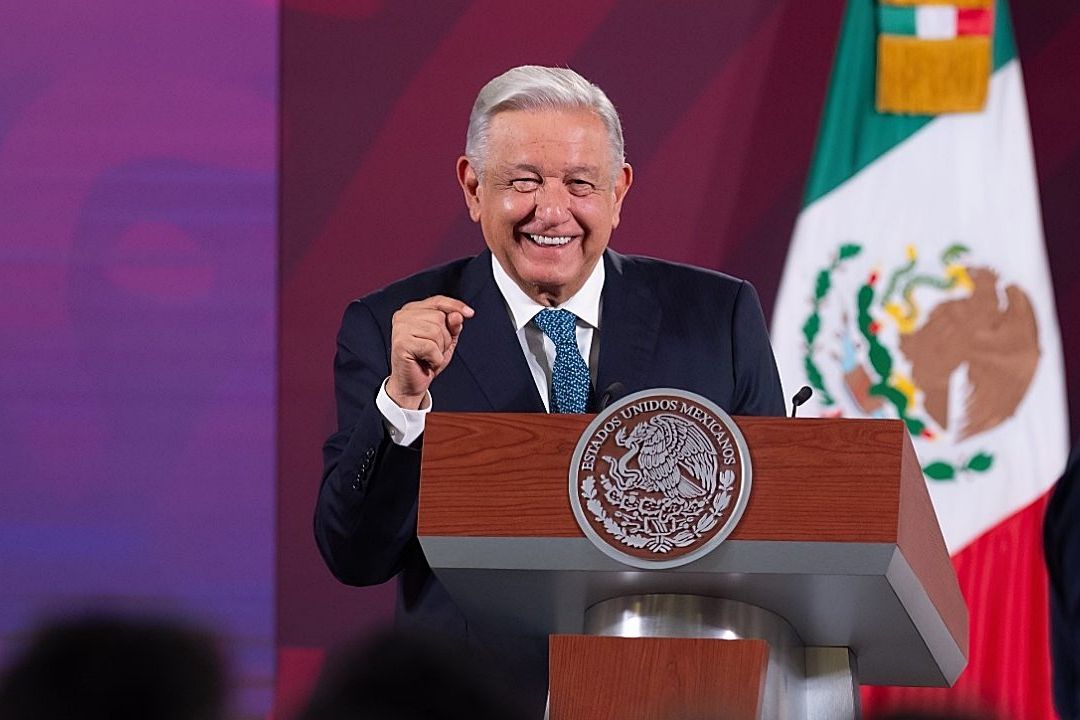 El presidente Andrés Manuel López Obrador presenta su mañanera desde Palacio Nacional