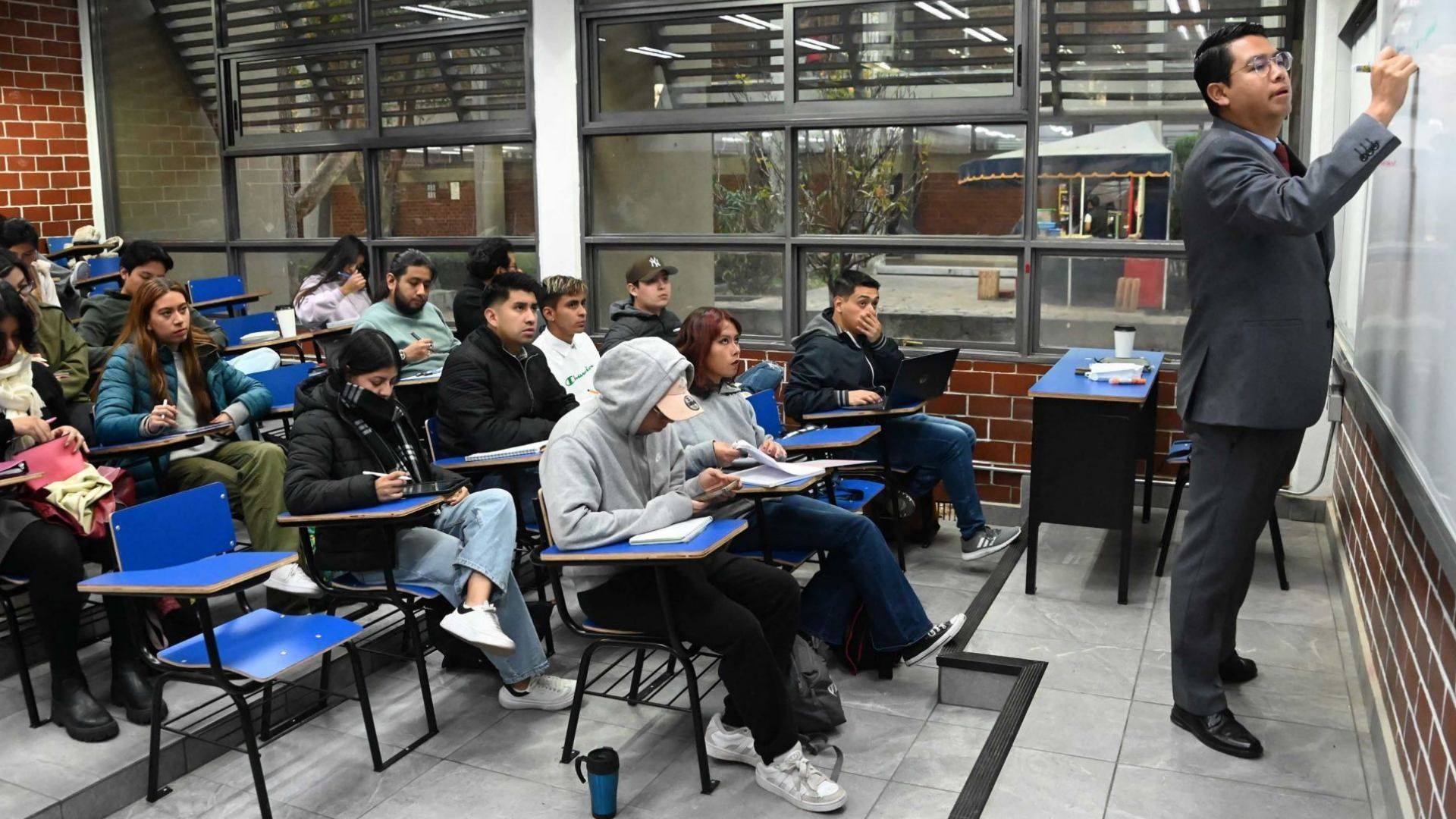 Inicia registro Beca de Transporte para universitarios 2026 requisitos y cómo inscribirse en SECTEI CDMX