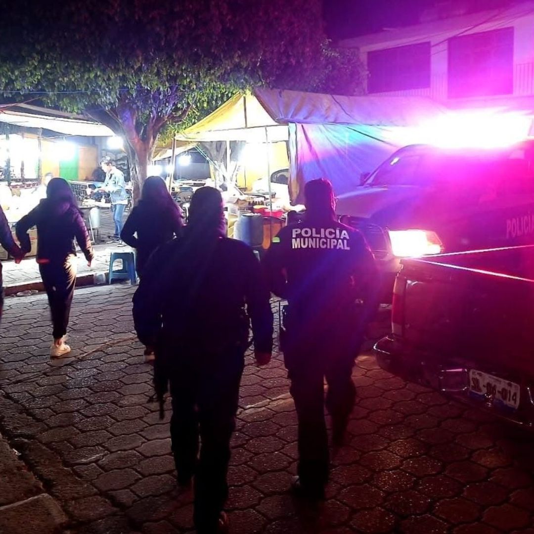 Balacera en Baile Sonidero de Trinidad Tepango en Atlixco Puebla con Sonido Fantasma Deja Asistentes Heridos de Bala