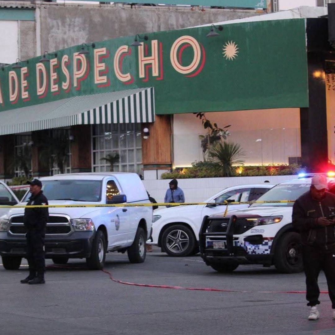 Tres Muertos por Balacera en Antro Bar Sala de Despecho de la Isla de Angelópolis en Puebla