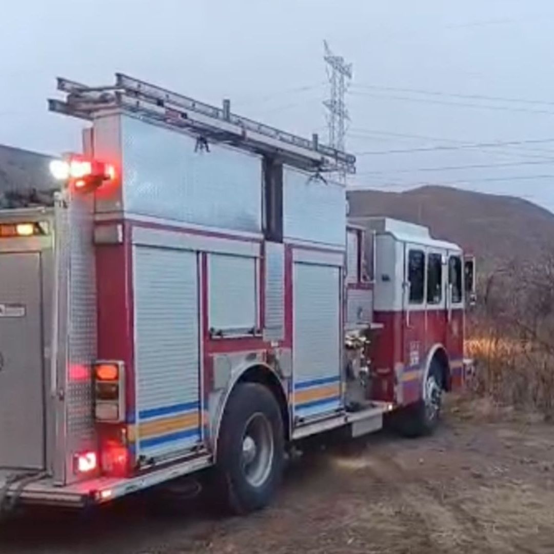 Bombera que atendió la explosión en ductos de Pemex en Chihuahua