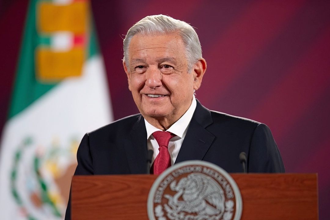El presidente Andrés Manuel López Obrador presenta su mañanera desde Palacio Nacional