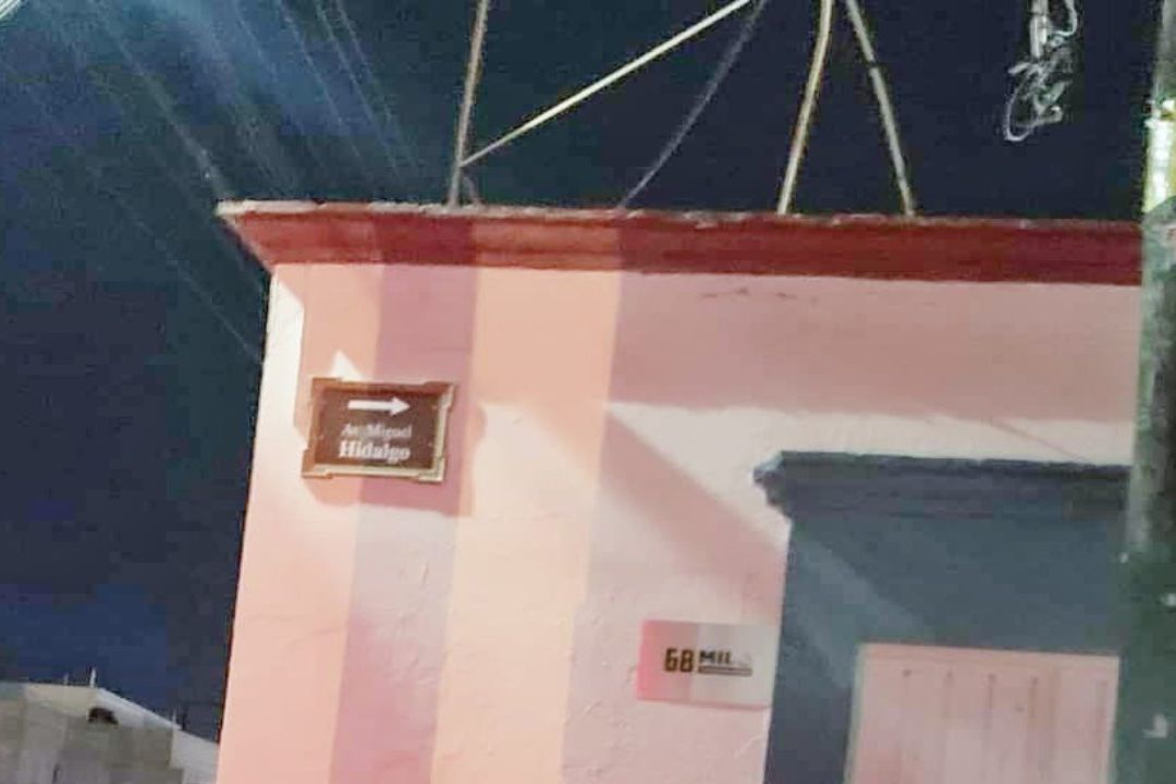 Dos Hombres Teniendo Relaciones en Calles de Oaxaca