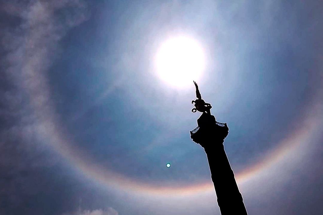 Halo solar sorprende a personas en CDMX, Edomex y Morelos