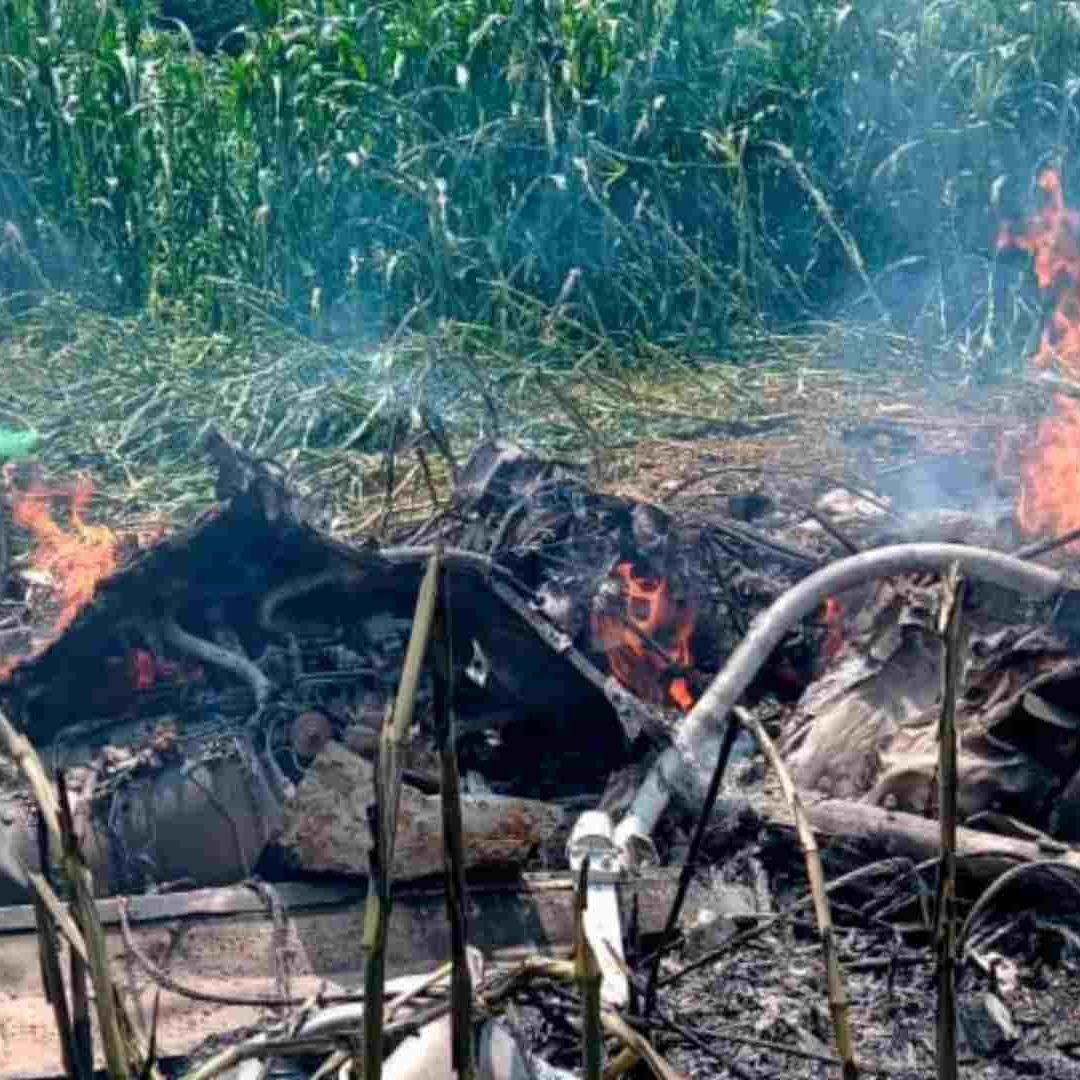 Se Desploma Helicóptero en Tuxpan, Jalisco; Hay 3 Muertos