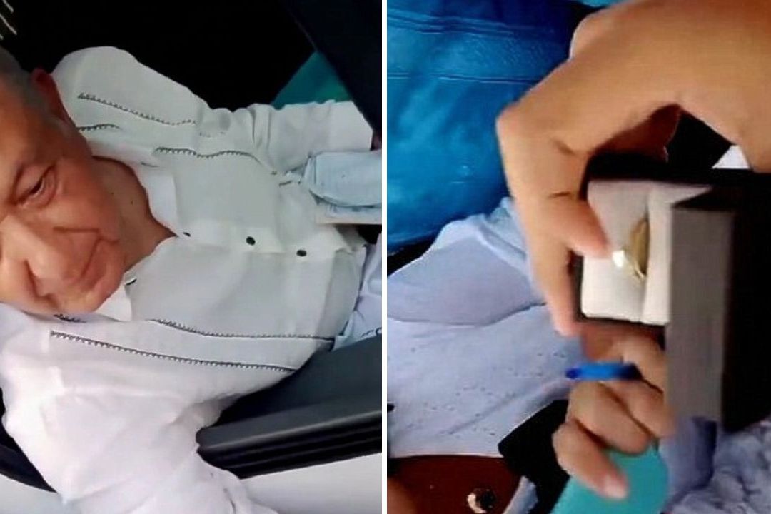 Un joven realizó la original propuesta de matrimonio frente a AMLO