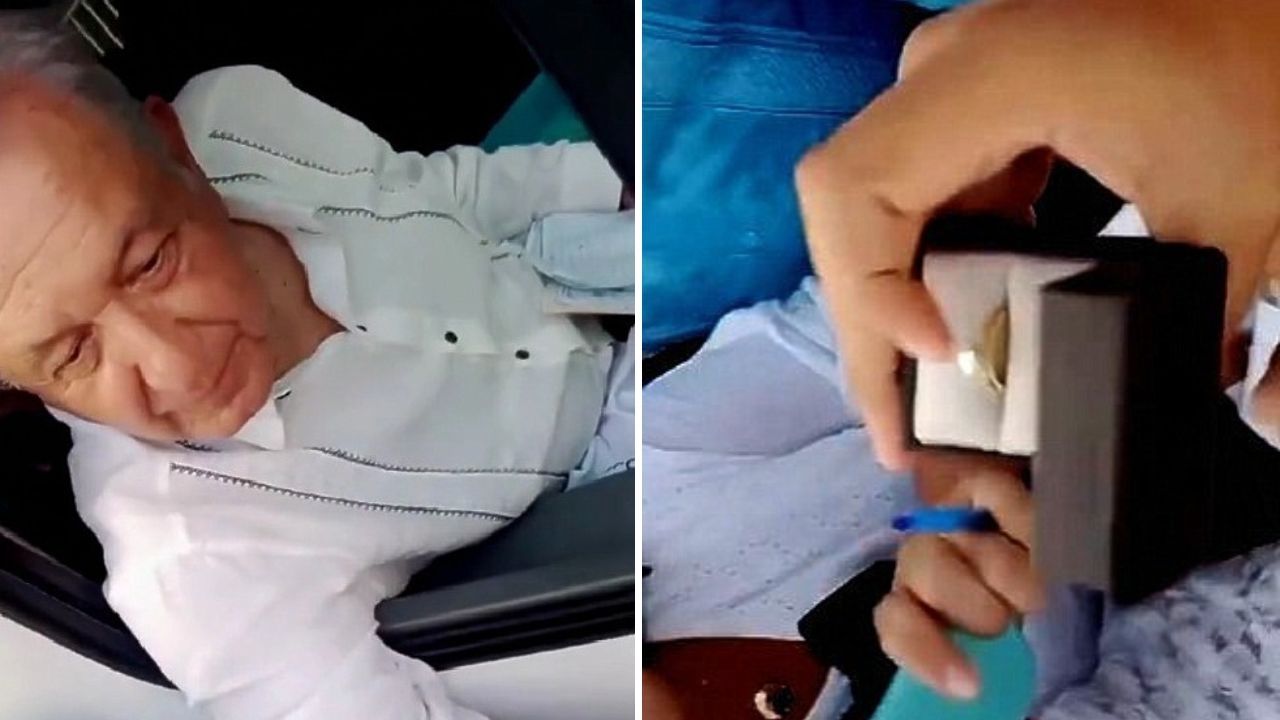 Un joven realizó la original propuesta de matrimonio frente a AMLO