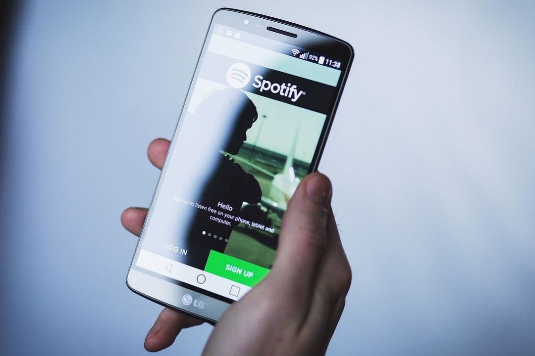 Denuncian que 'narco' sueco usa Spotify para lavar dinero
